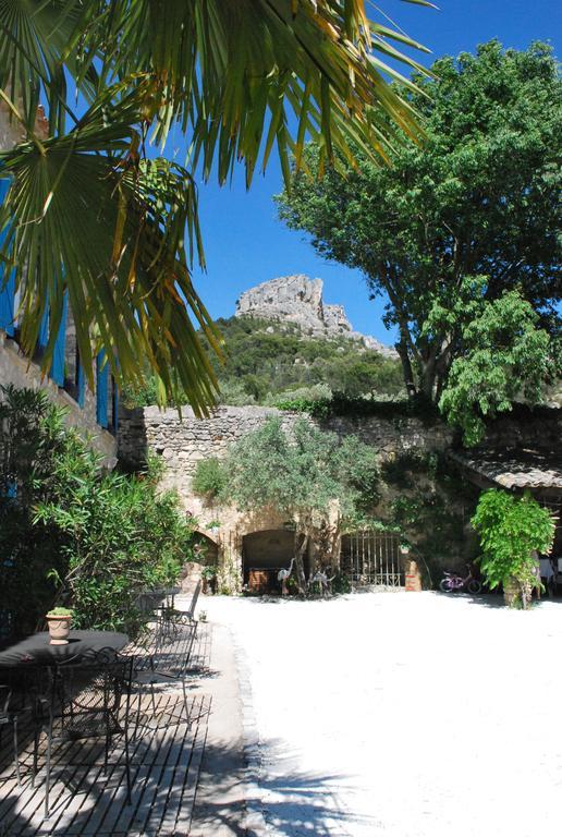 Bastide De La Lezardiere Fontaine-de-Vaucluse Luaran gambar