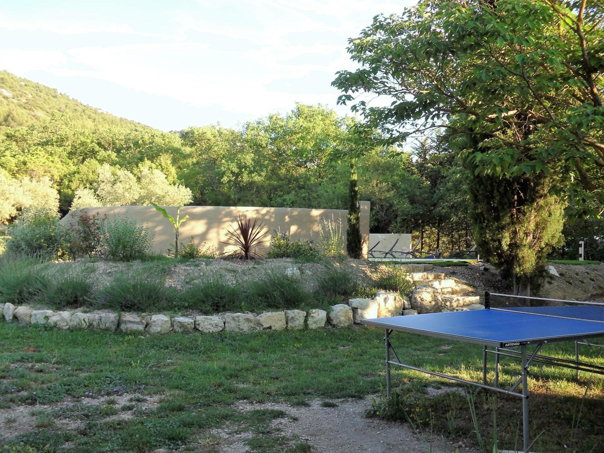 Bastide De La Lezardiere Fontaine-de-Vaucluse Luaran gambar